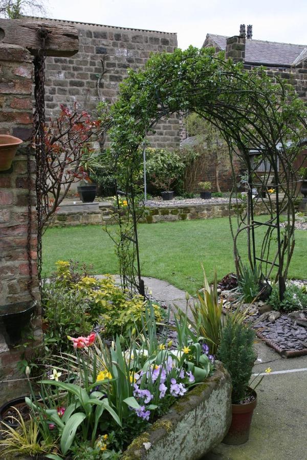 Bed & Breakfast Alexandra Court